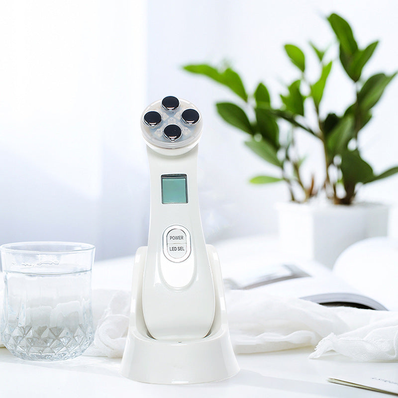 Multifunctional skin rejuvenation care instrument qi