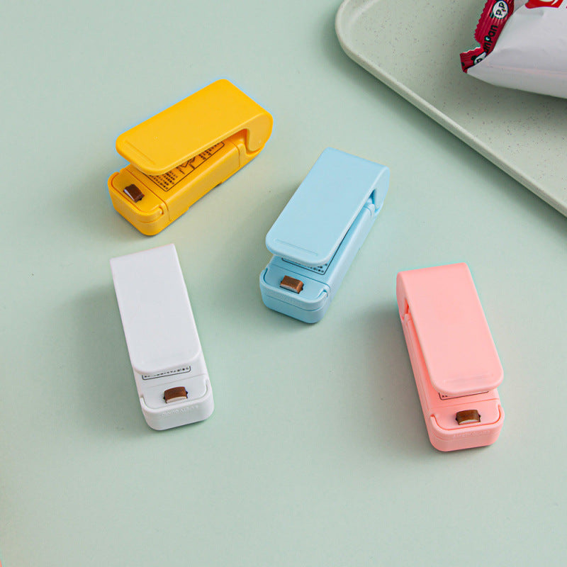 Mini Small Household Plastic Sealing Machine Snack Sealing Artifact Portable Mini Hand-Pressed Plastic Bag Sealing Machine