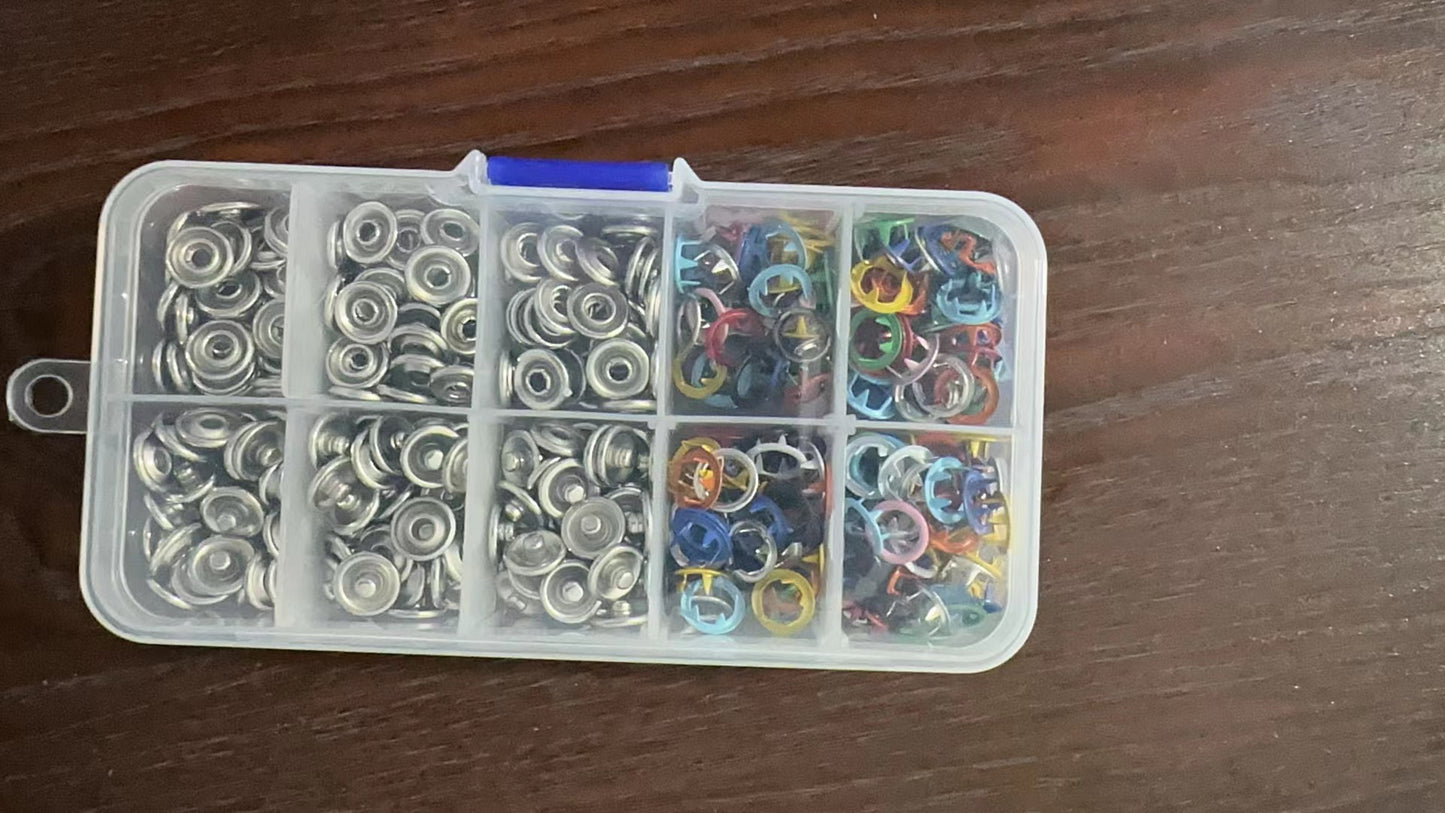 4890195703895