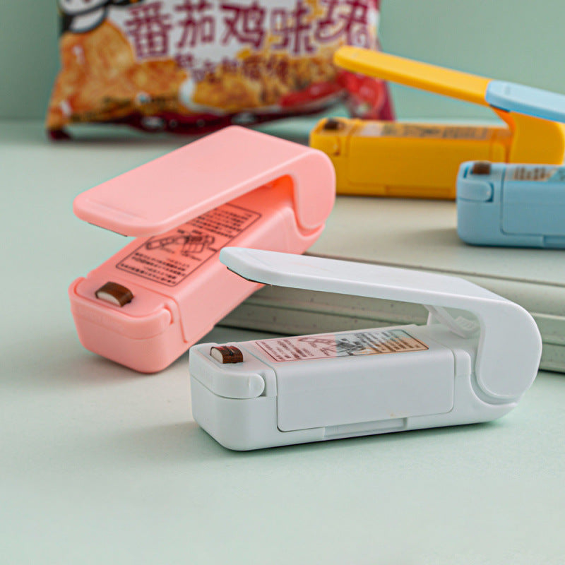 Mini Small Household Plastic Sealing Machine Snack Sealing Artifact Portable Mini Hand-Pressed Plastic Bag Sealing Machine